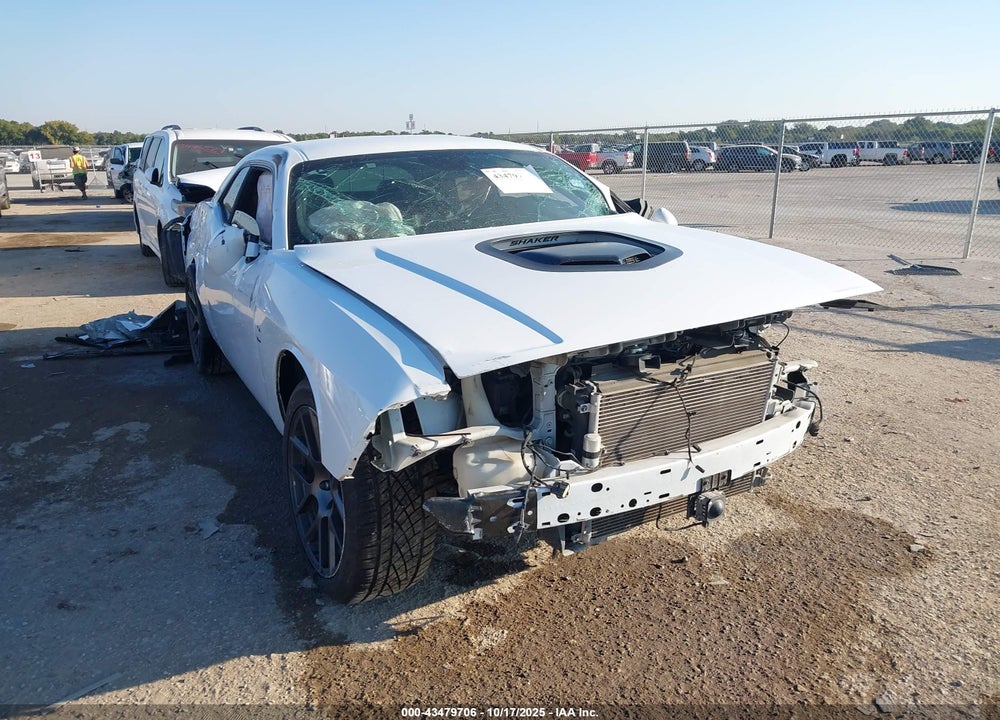 2016 DODGE CHALLENGER 392 HEMI SCAT PACK SHAKER VIN: 2C3CDZFJ4GH239874