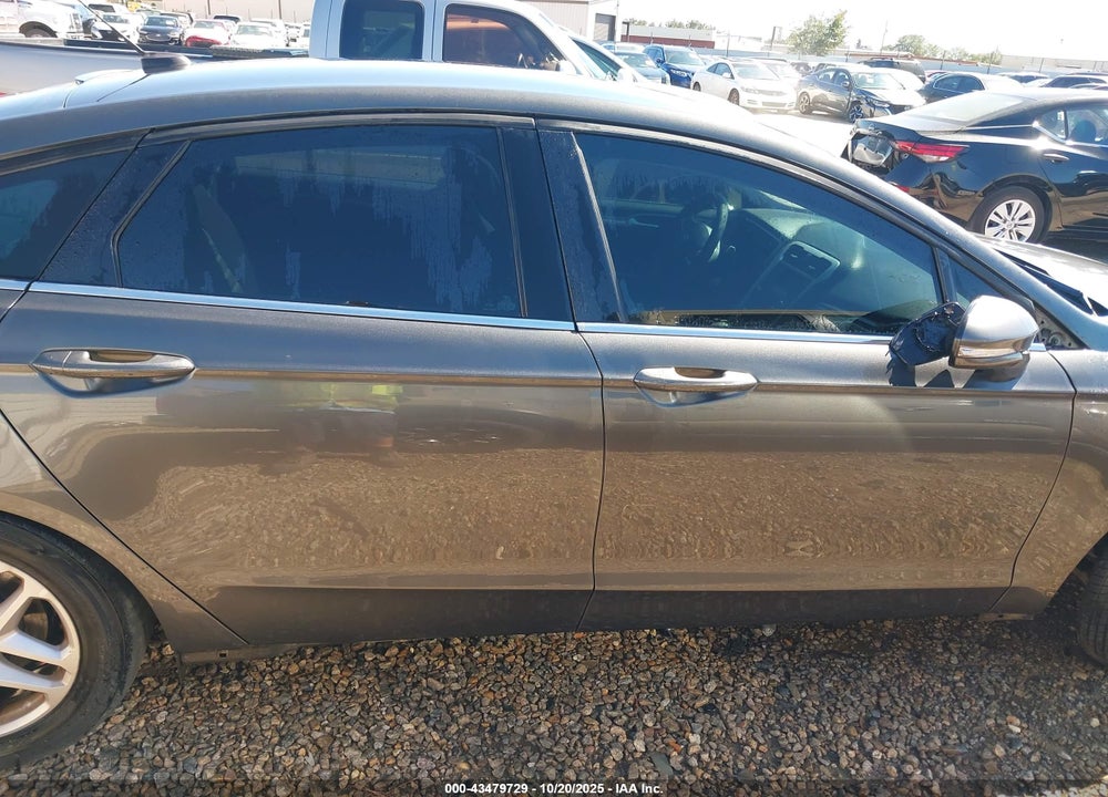 2016 FORD FUSION VIN: 3FA6P0H71GR323075