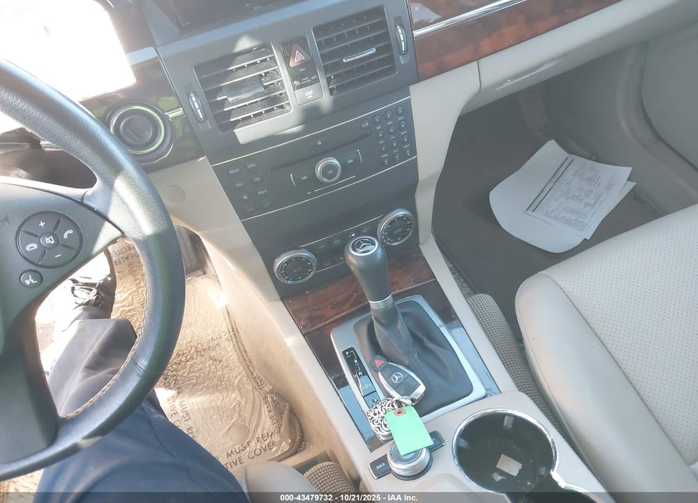 2010 MERCEDES-BENZ GLK 350 VIN: WDCGG5GB8AF430656