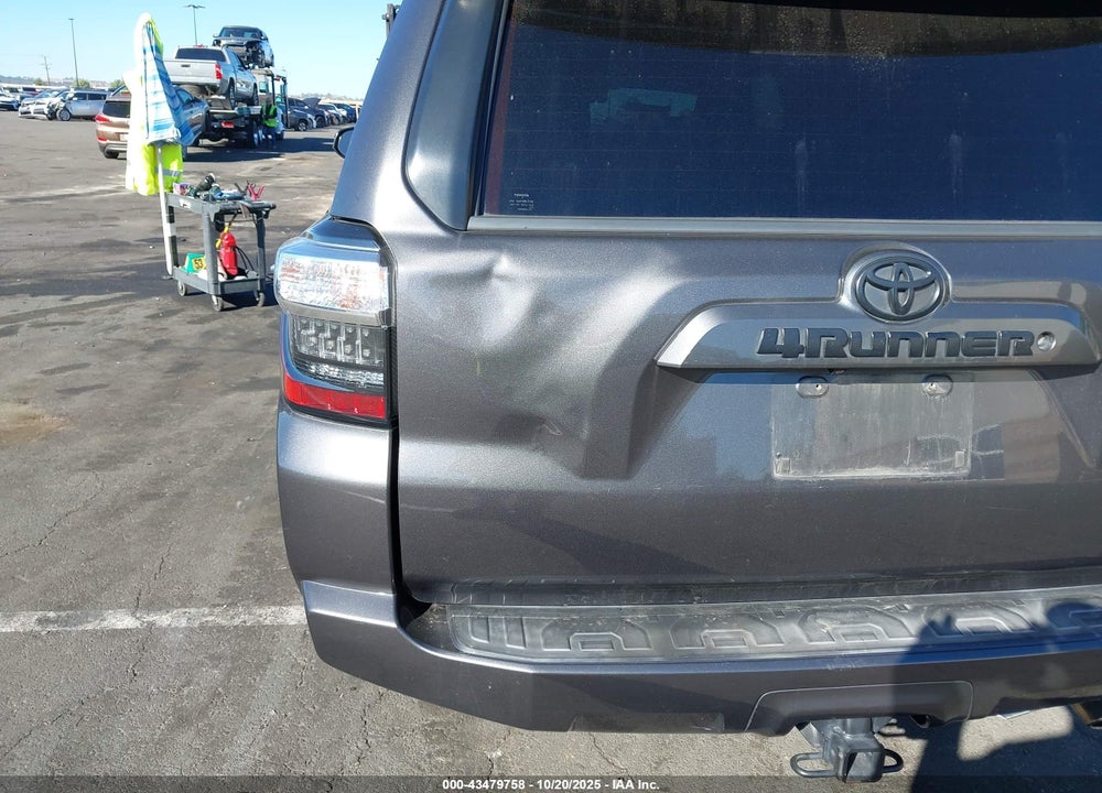 2020 TOYOTA 4RUNNER SR5 VIN: JTEBU5JR4L5792227
