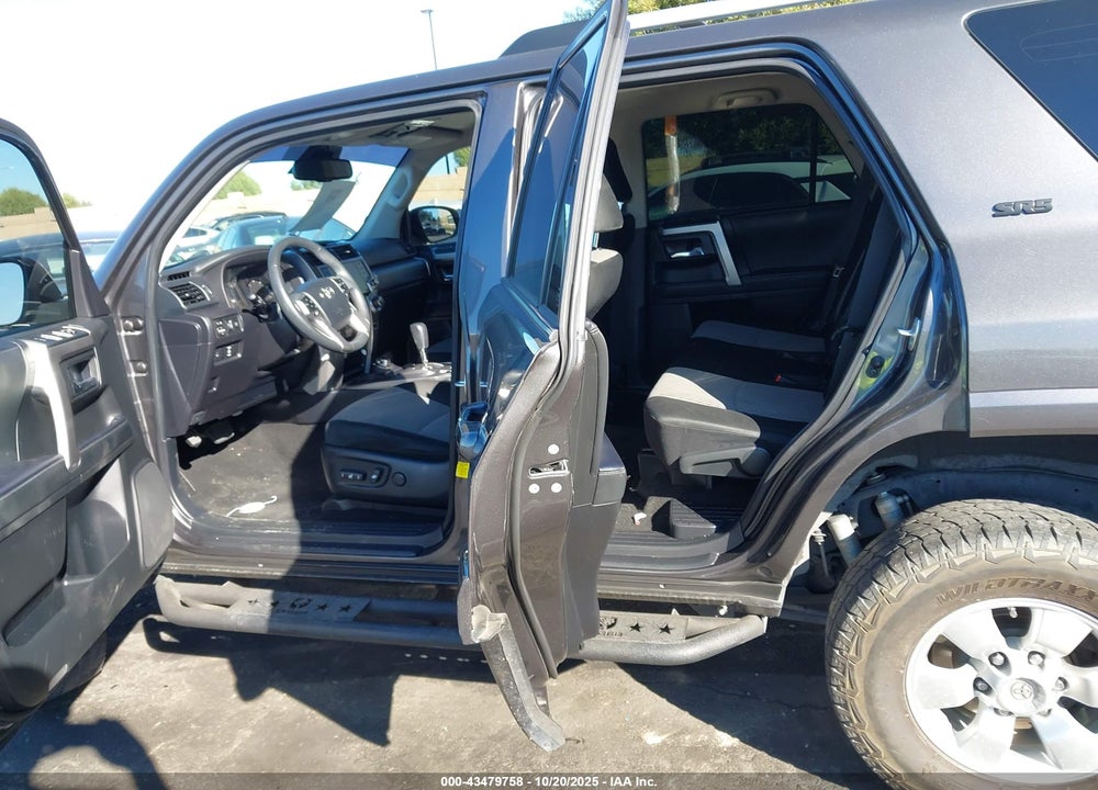 2020 TOYOTA 4RUNNER SR5 VIN: JTEBU5JR4L5792227