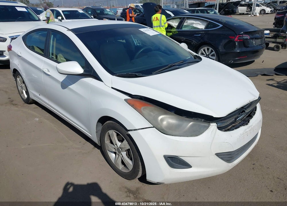 2013 HYUNDAI ELANTRA GLS VIN: 5NPDH4AE2DH227730
