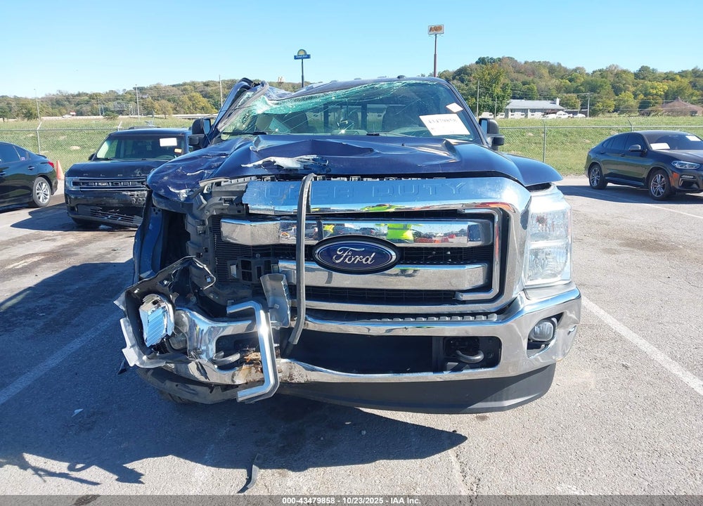 2015 FORD F-250 LARIAT VIN: 1FT7W2B61FED27822