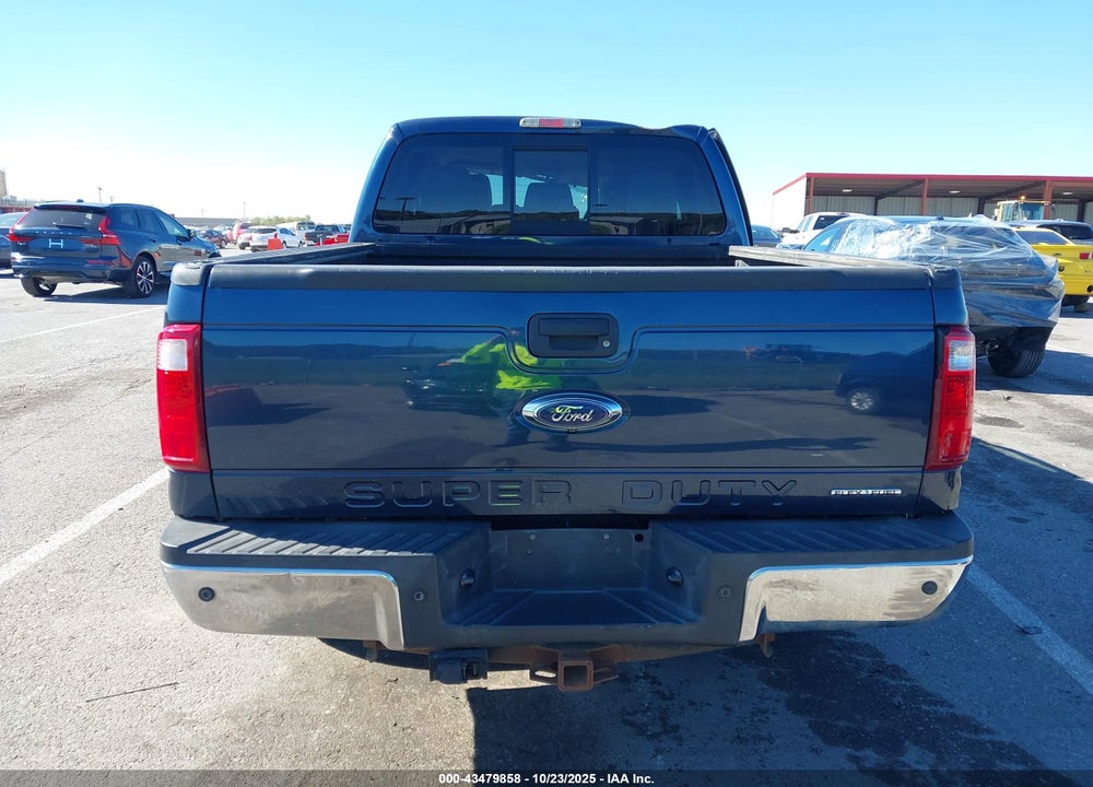 2015 FORD F-250 LARIAT VIN: 1FT7W2B61FED27822