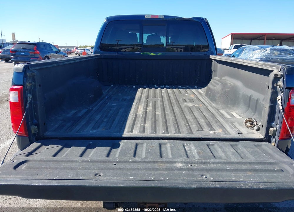 2015 FORD F-250 LARIAT VIN: 1FT7W2B61FED27822