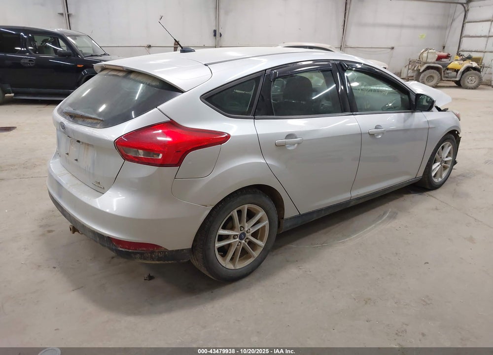 2016 FORD FOCUS VIN: 1FADP3K24GL355586