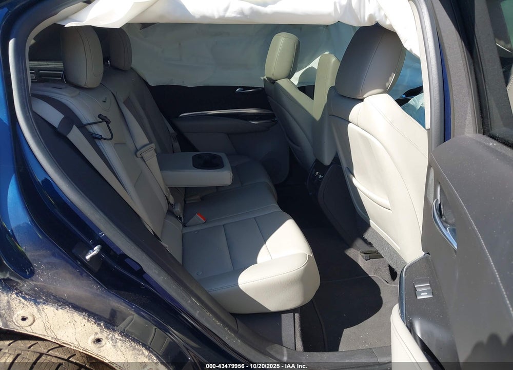 2019 CADILLAC XT4 LUXURY VIN: 1GYAZAR44KF128726