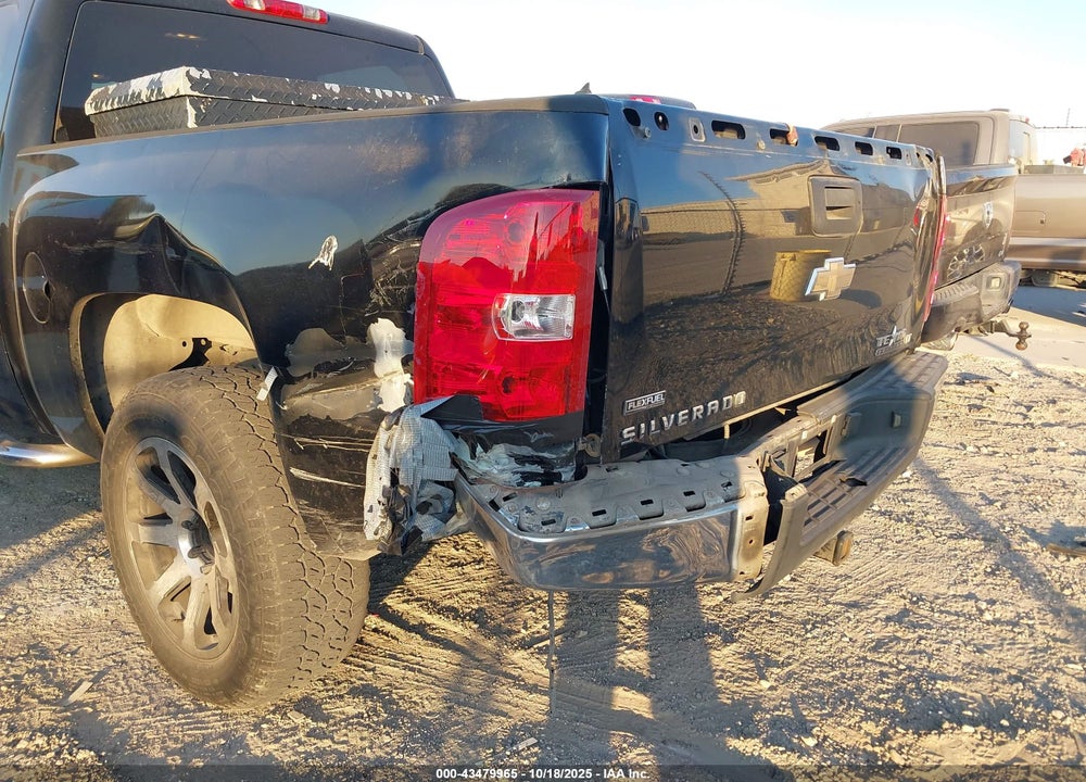2009 CHEVROLET SILVERADO 1500 LT VIN: 3GCEC23039G275519