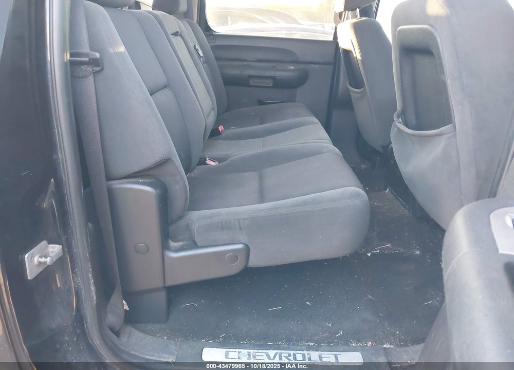 2009 CHEVROLET SILVERADO 1500 LT VIN: 3GCEC23039G275519