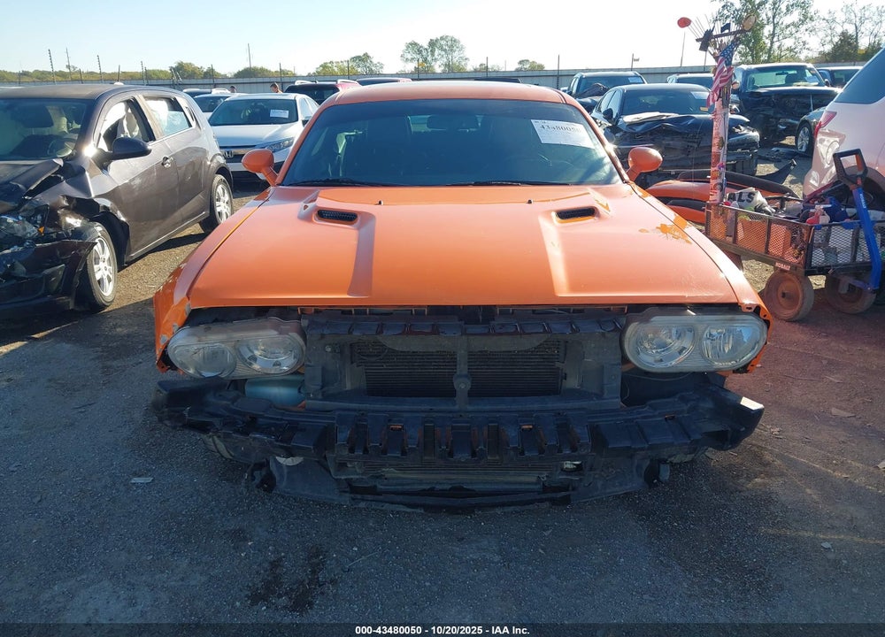 2014 DODGE CHALLENGER SXT PLUS VIN: 2C3CDYAG7EH187160