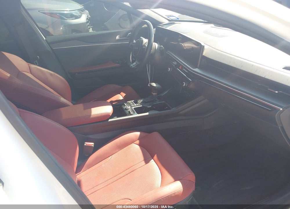 2025 KIA K5 VIN: KNAG64J77S5328633