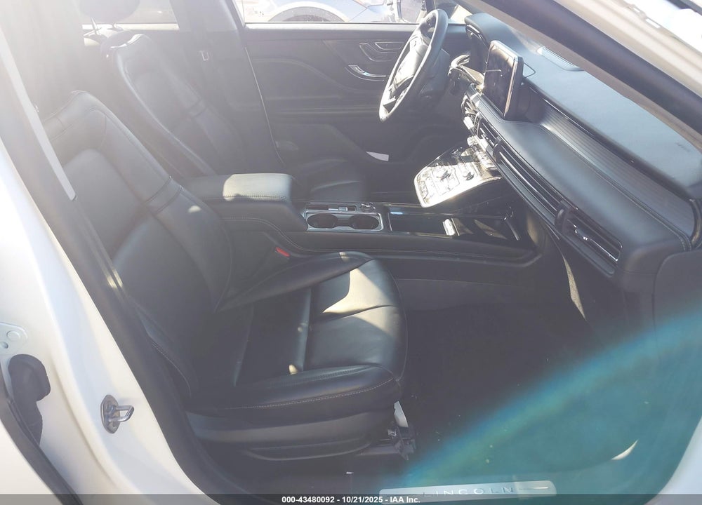 2022 LINCOLN CORSAIR STANDARD VIN: 5LMCJ1C93NUL30010