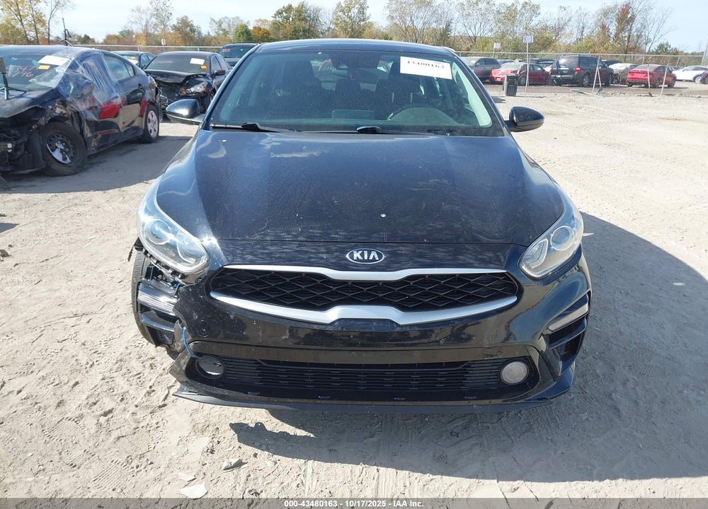 2019 KIA FORTE LXS VIN: 3KPF24AD4KE017410