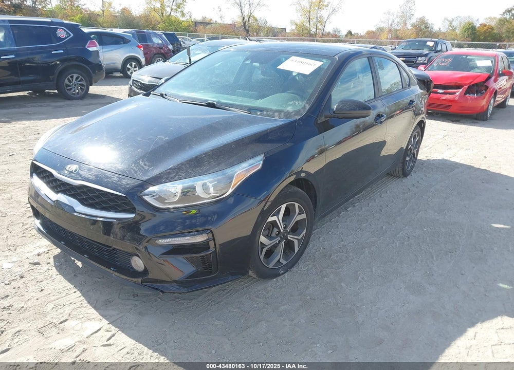 2019 KIA FORTE LXS VIN: 3KPF24AD4KE017410