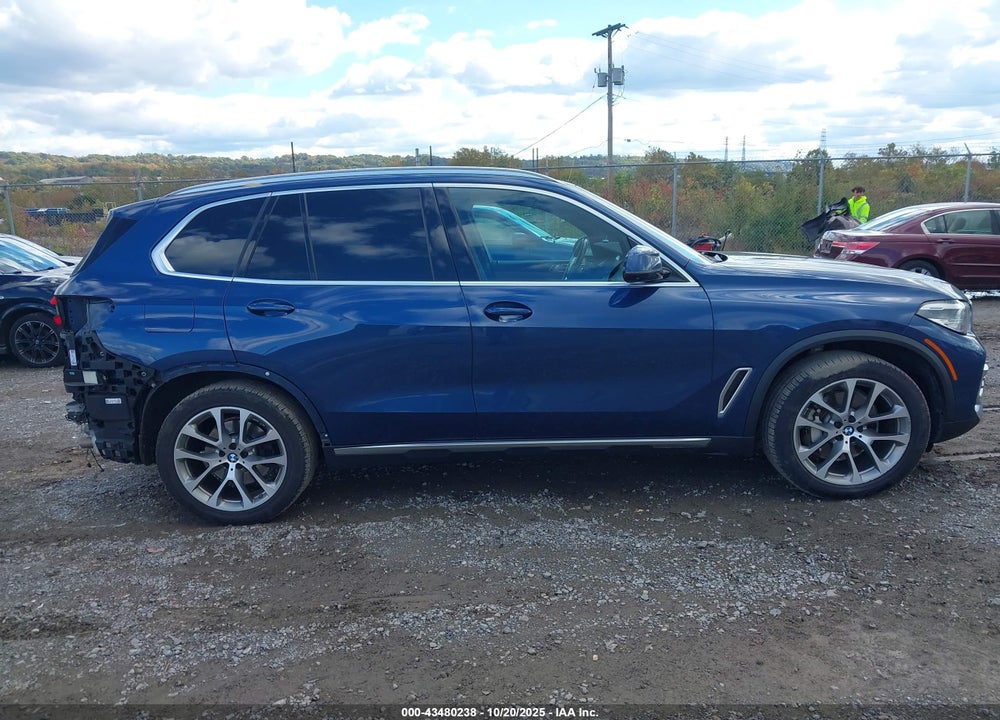2022 BMW X5 XDRIVE40I VIN: 5UXCR6C06N9J23904
