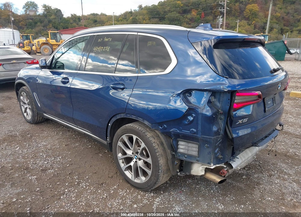 2022 BMW X5 XDRIVE40I VIN: 5UXCR6C06N9J23904