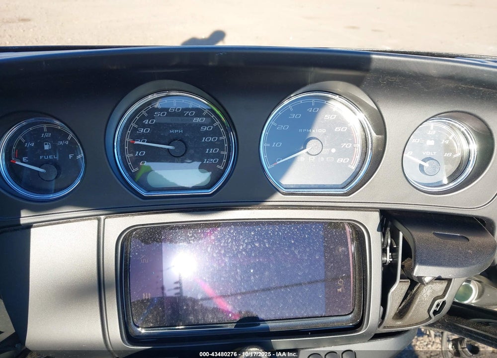 2025 HARLEY-DAVIDSON FLHTCUTG VIN: 1HD1MAF13SB852539