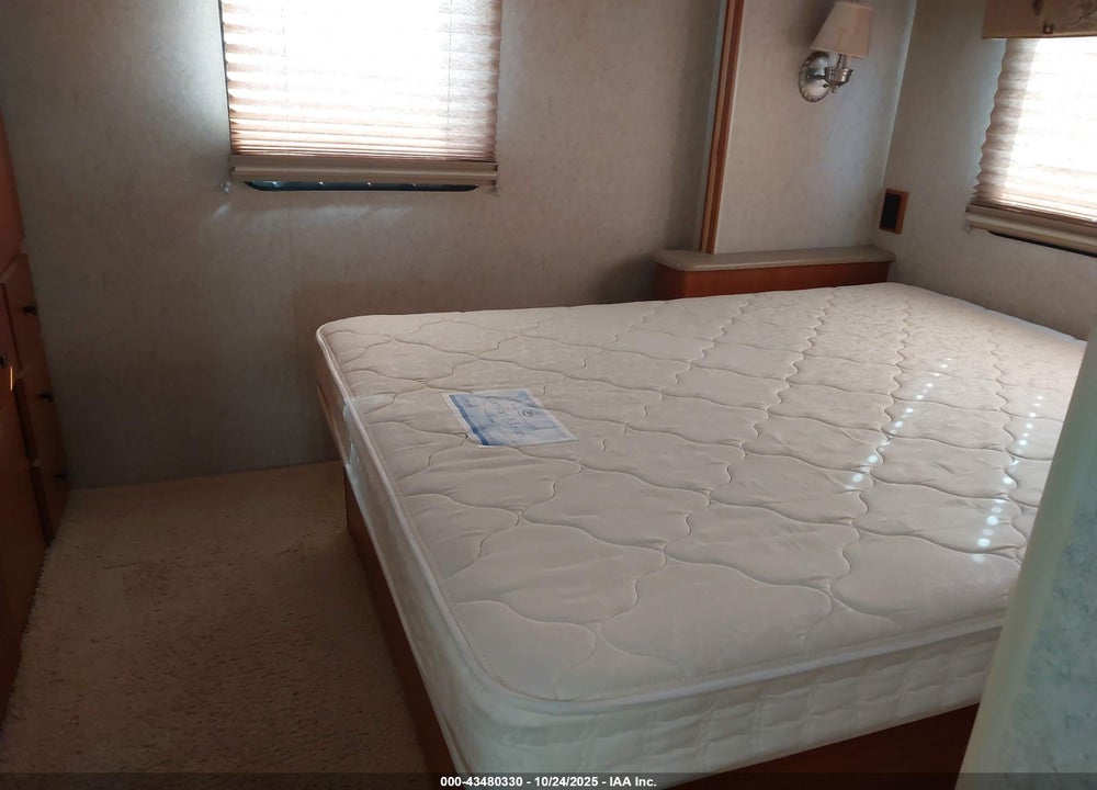 2006 FORD E-450 CUTAWAY VIN: 1FDXE45S86DB15380