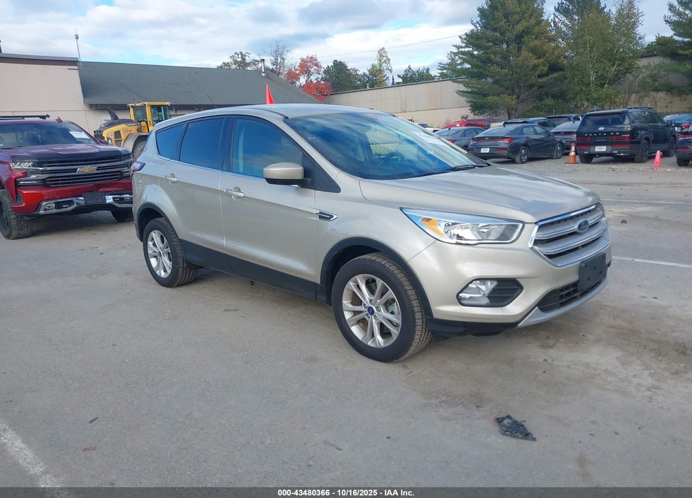 2017 FORD ESCAPE SE VIN: 1FMCU9GD9HUE50731