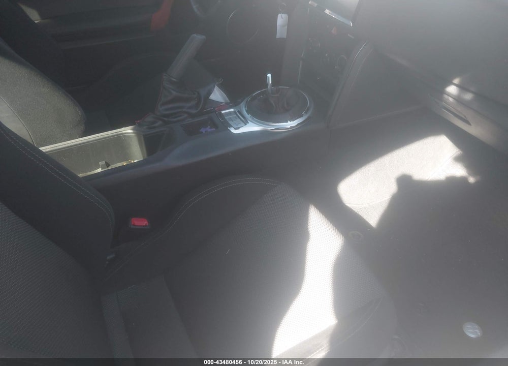2020 TOYOTA 86 VIN: JF1ZNAA15L8752388