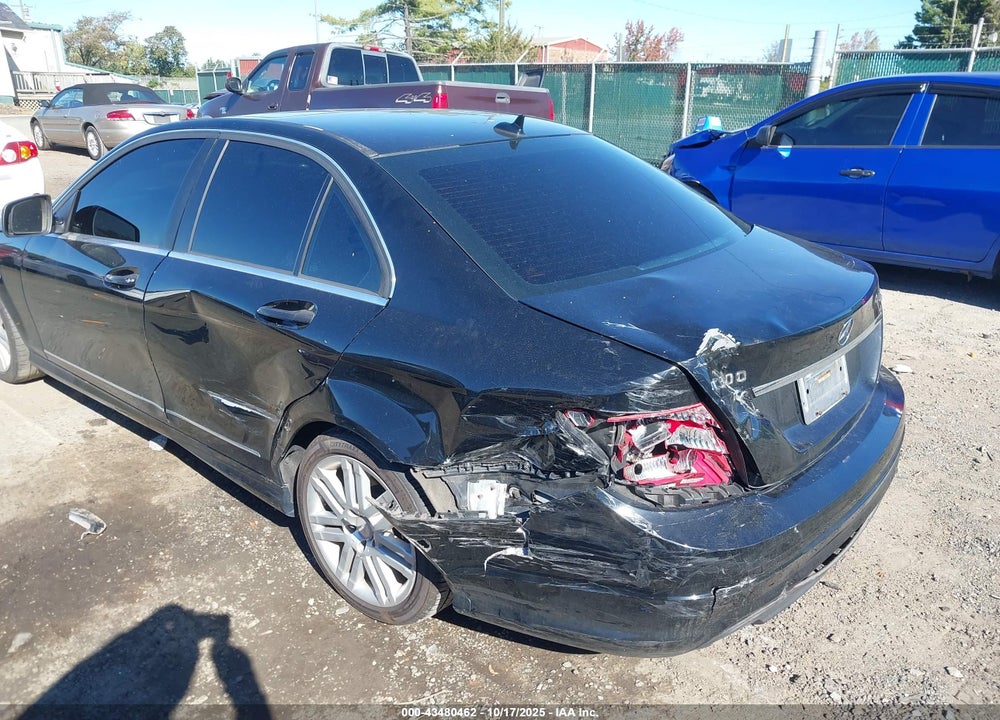2008 MERCEDES-BENZ C CLASS VIN: WDDGF81X18F047818