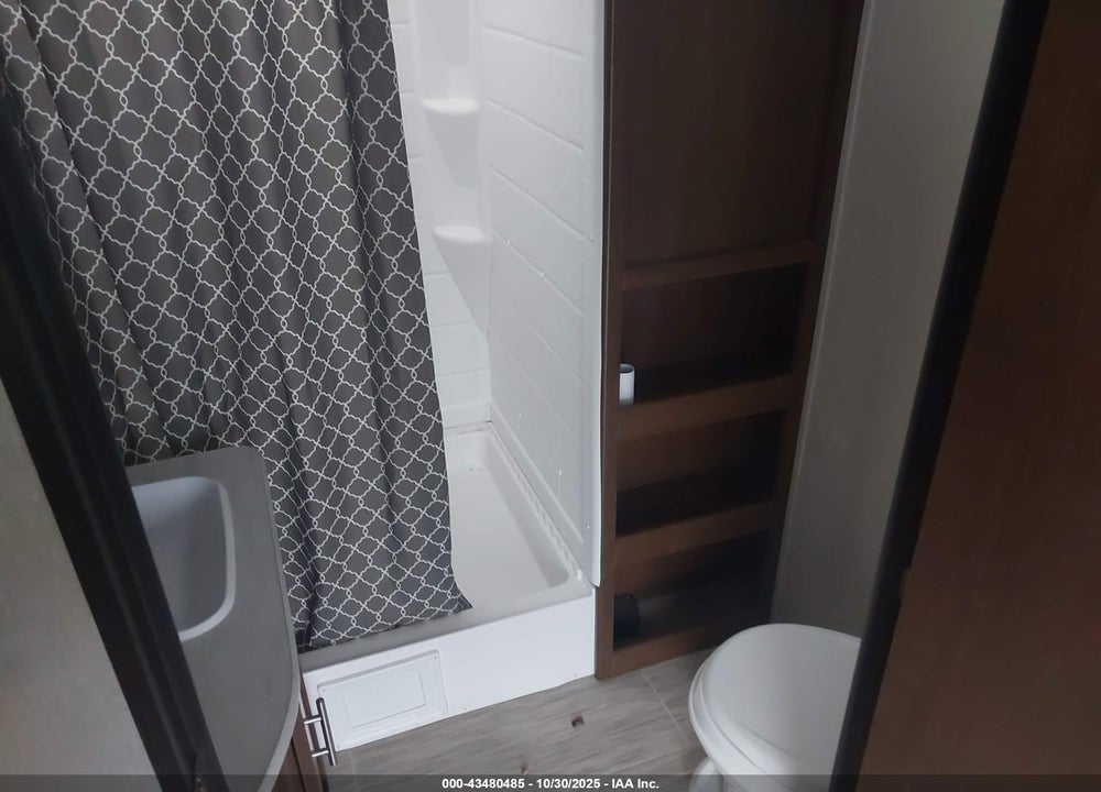 2019 FOREST RIVER AVENGER VIN: 5ZT2AVXB1KB920848