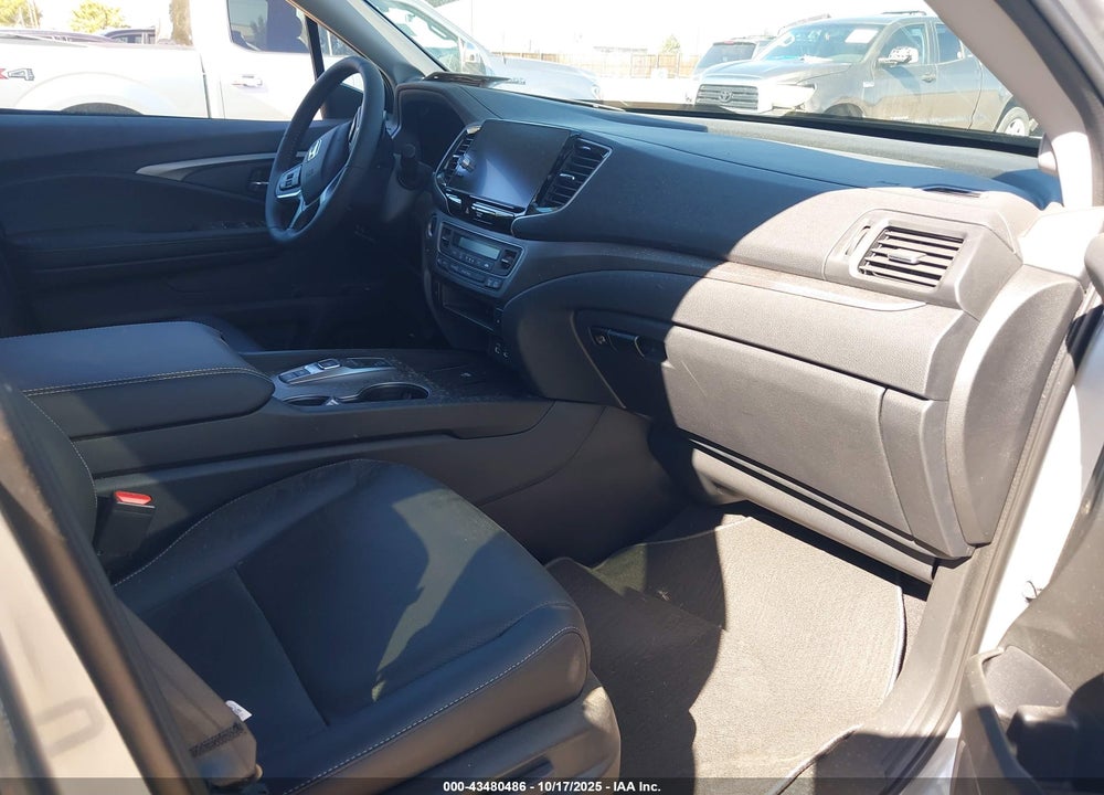 2025 HONDA RIDGELINE VIN: 5FPYK3F57SB042176