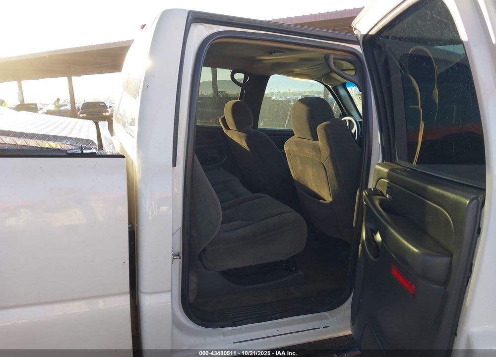 2004 CHEVROLET SILVERADO 2500HD LS VIN: 1GCHK23264F246754