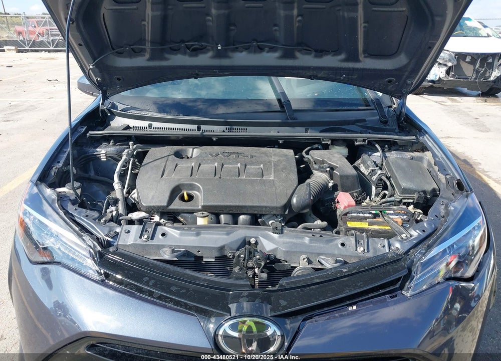 2018 TOYOTA COROLLA LE VIN: 5YFBURHE3JP749349