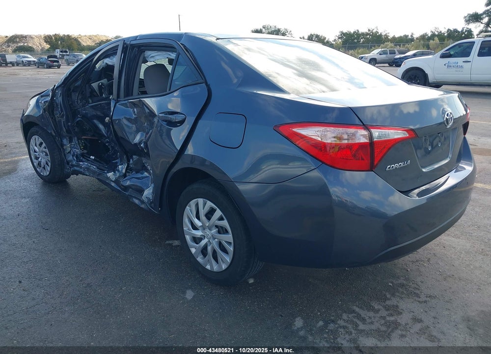 2018 TOYOTA COROLLA LE VIN: 5YFBURHE3JP749349