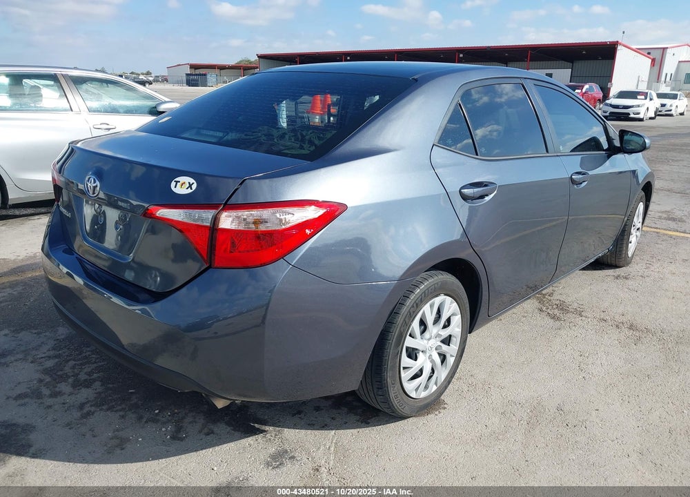 2018 TOYOTA COROLLA LE VIN: 5YFBURHE3JP749349