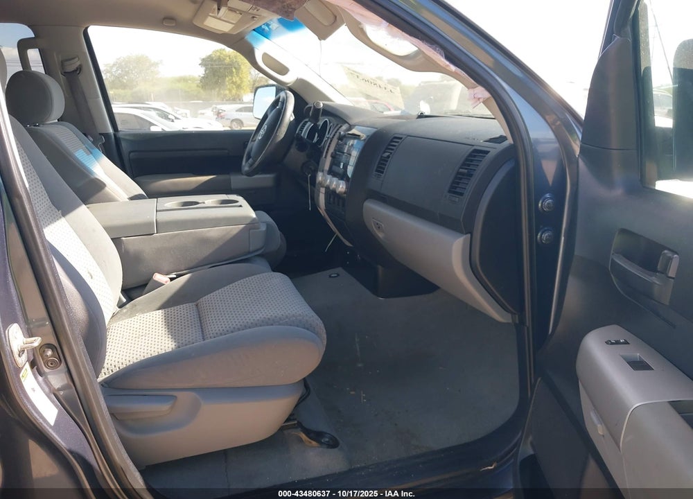 2009 TOYOTA TUNDRA GRADE 4.7L V8 VIN: 5TFBT54129X015409