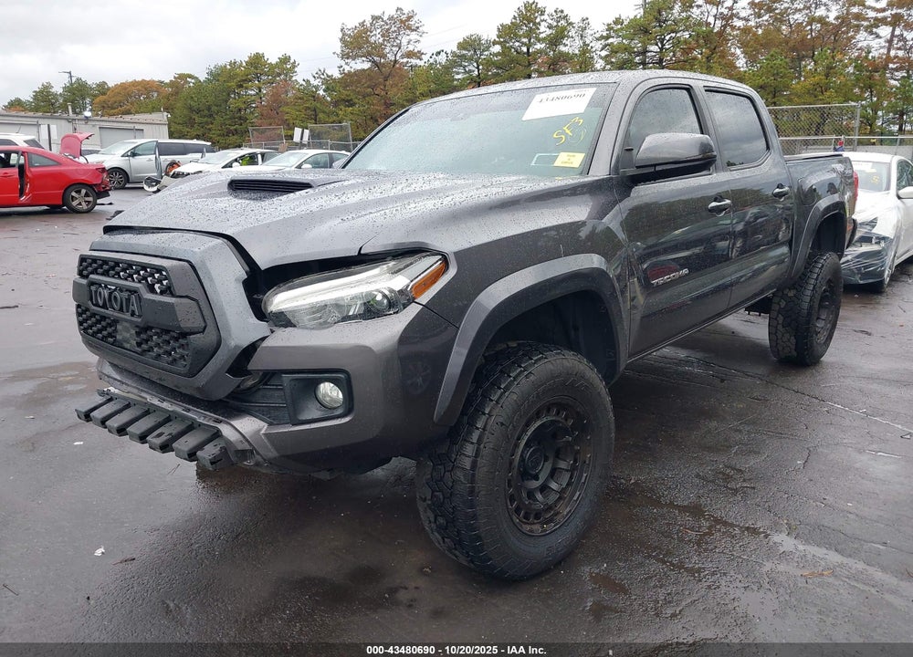 2018 TOYOTA TACOMA VIN: 5TFCZ5AN5JX126695