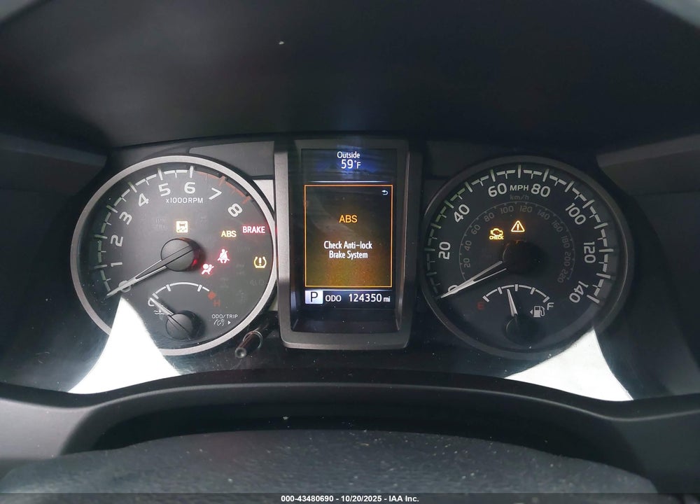 2018 TOYOTA TACOMA VIN: 5TFCZ5AN5JX126695