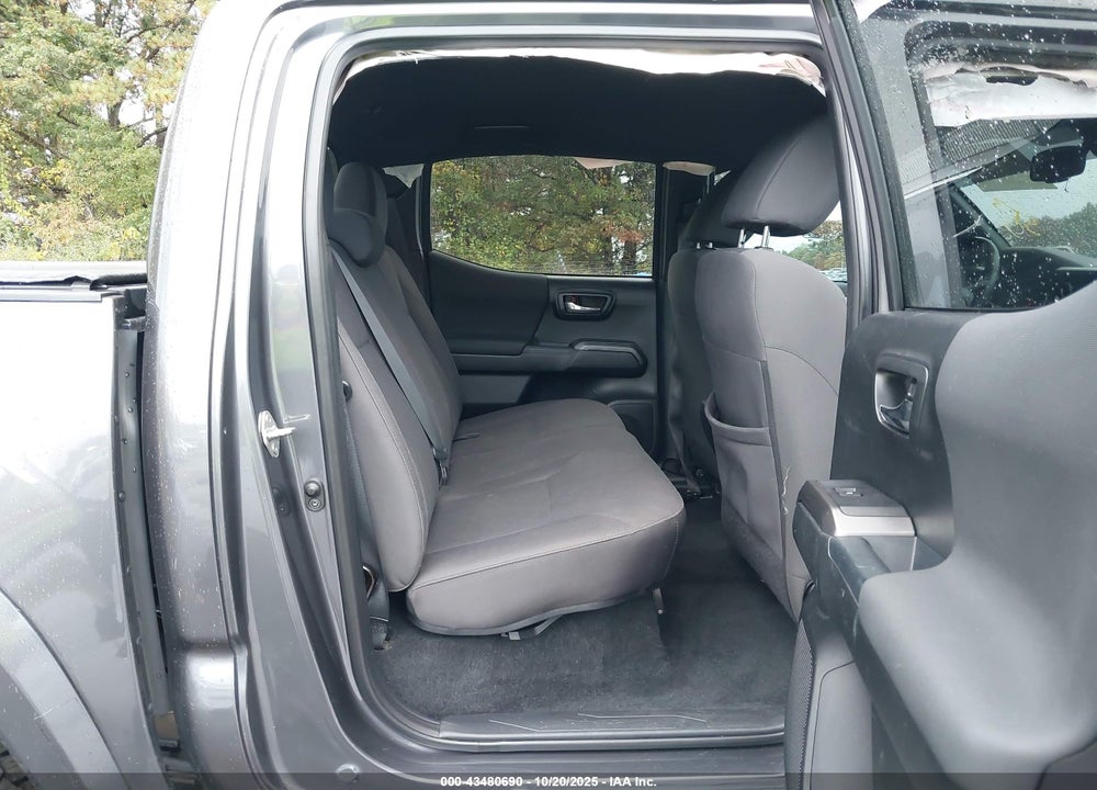 2018 TOYOTA TACOMA VIN: 5TFCZ5AN5JX126695