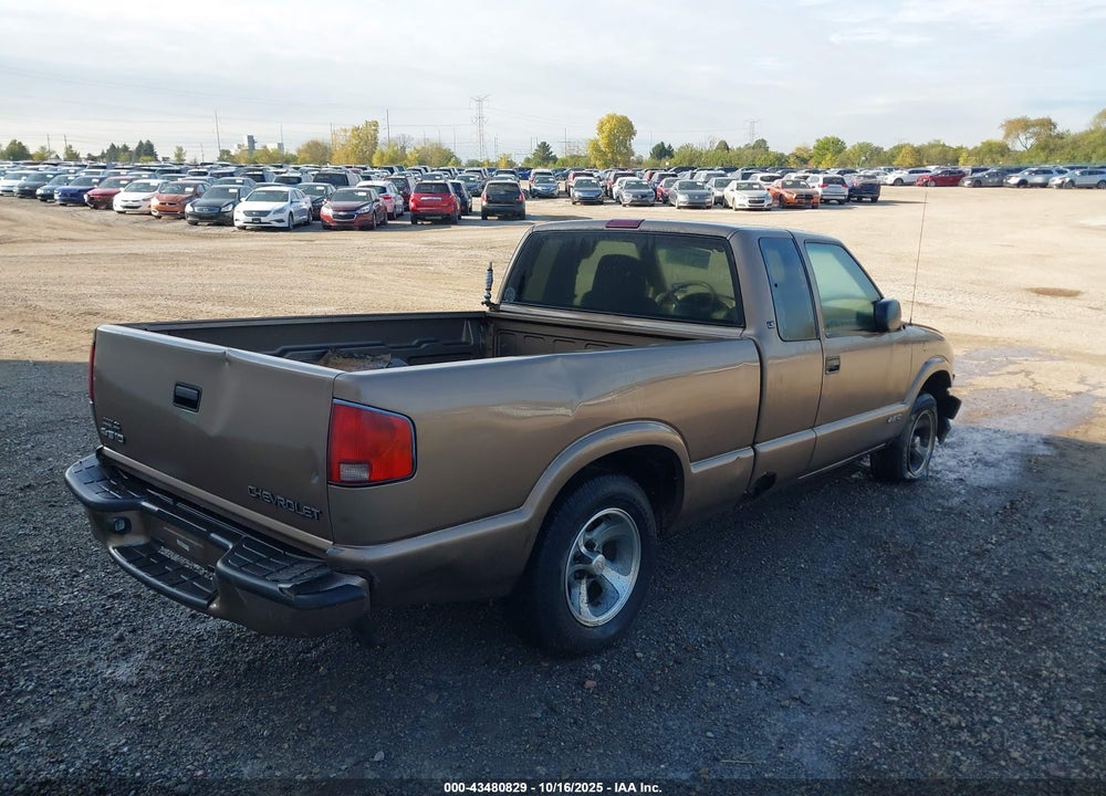 2002 CHEVROLET S-10 LS VIN: 1GCCS19W228175875