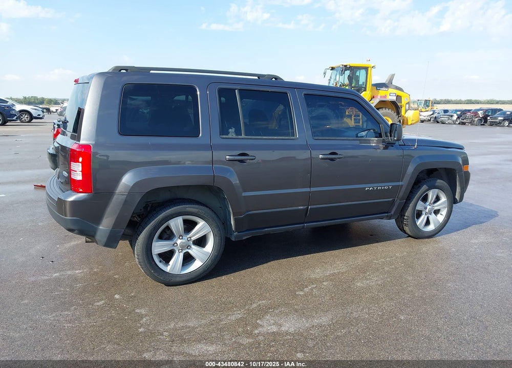 2014 JEEP PATRIOT LATITUDE VIN: 1C4NJRFB3ED761749
