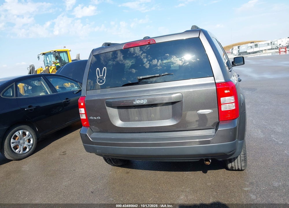2014 JEEP PATRIOT LATITUDE VIN: 1C4NJRFB3ED761749