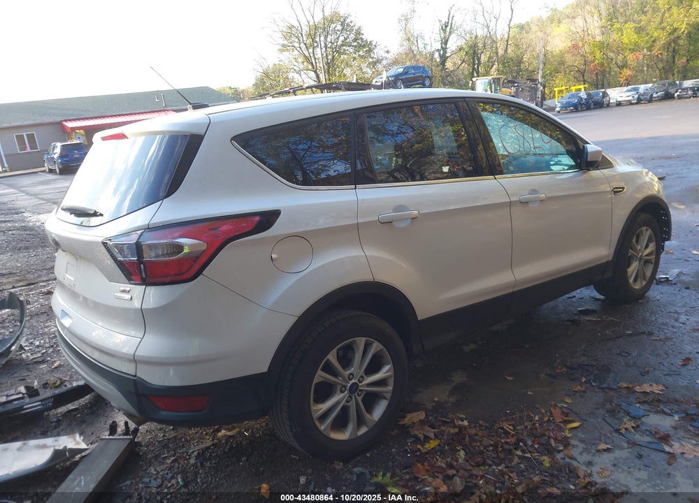 2017 FORD ESCAPE SE VIN: 1FMCU0GD6HUC75088