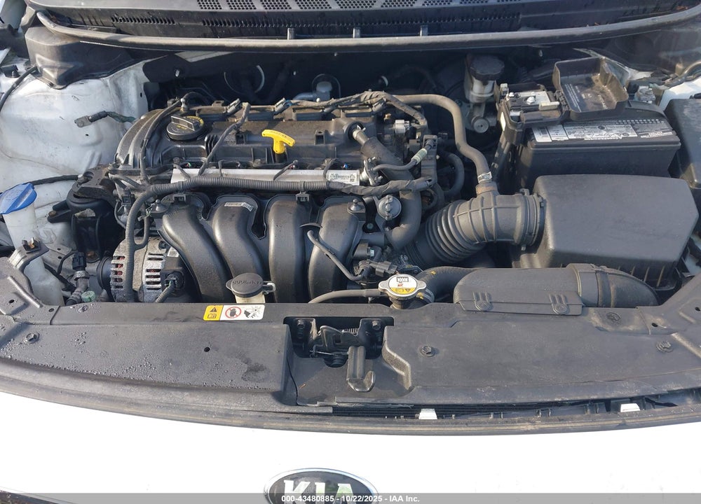 2017 KIA FORTE VIN: 3KPFK4A77HE091732