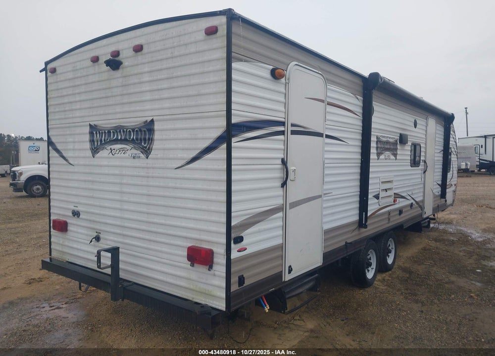 2018 FOREST RIVER WILDWOOD TRAVEL TRAILER VIN: 4X4TWDB2XJ7357870