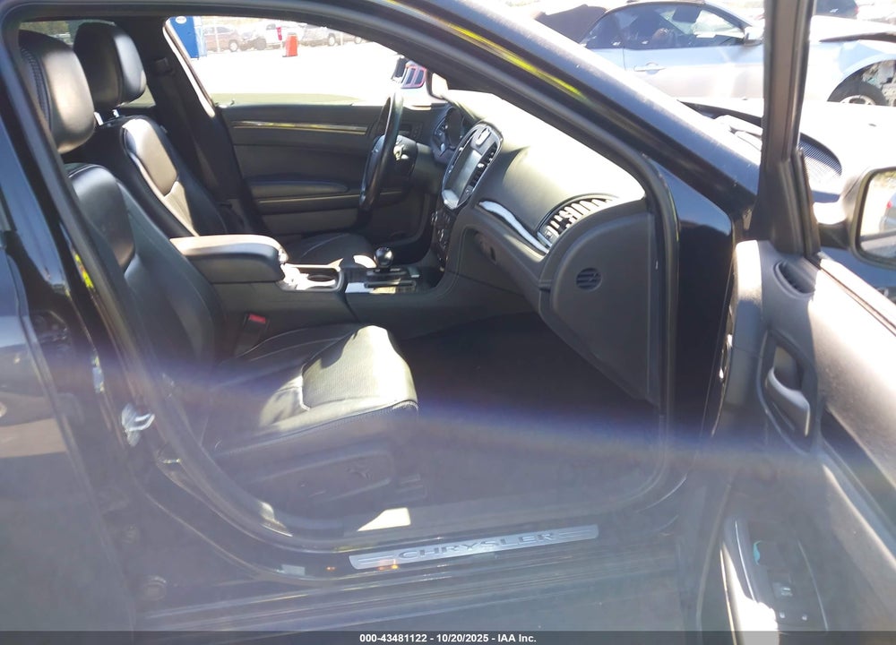2013 CHRYSLER 300 VIN: 2C3CCADG6DH740076