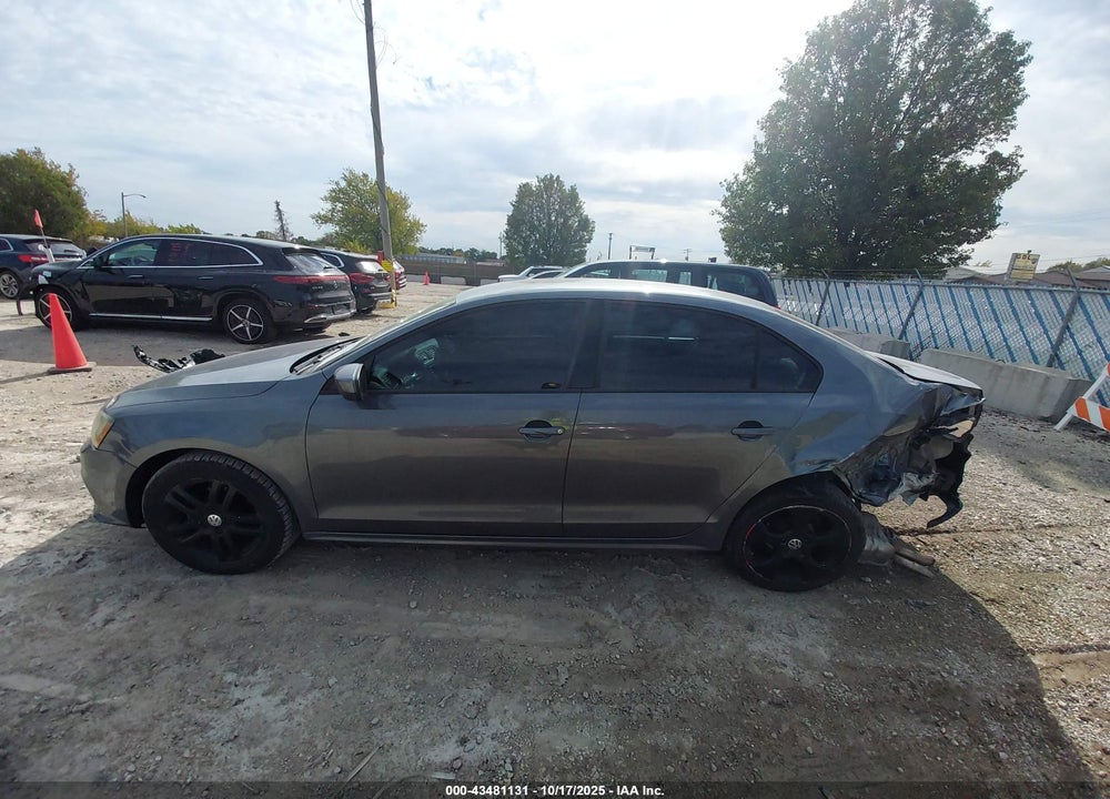 2018 VOLKSWAGEN JETTA VIN: 3VW2B7AJ3JM257295