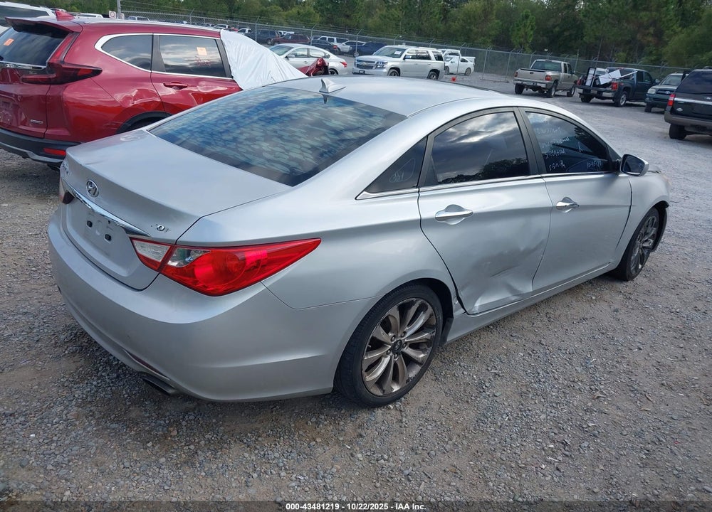 2011 HYUNDAI SONATA VIN: 5NPEC4ABXBH221857
