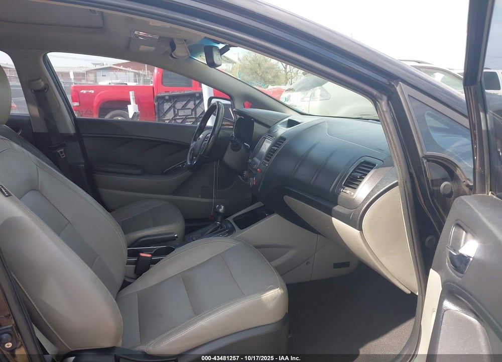 2014 KIA FORTE EX VIN: KNAFX5A8XE5205923
