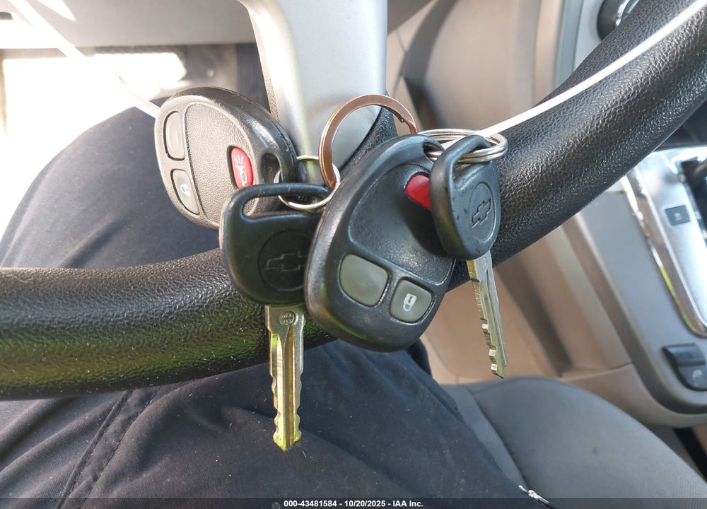 2007 CHEVROLET EQUINOX LS VIN: 2CNDL23F476103360
