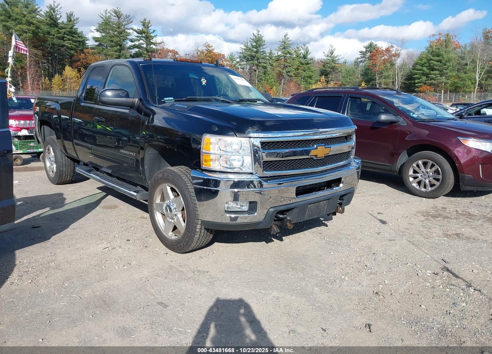 2011 CHEVROLET SILVERADO 2500HD LTZ VIN: 1GC2KYCG2BZ192045