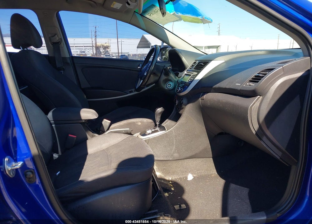 2013 HYUNDAI ACCENT VIN: KMHCU5AE9DU111861