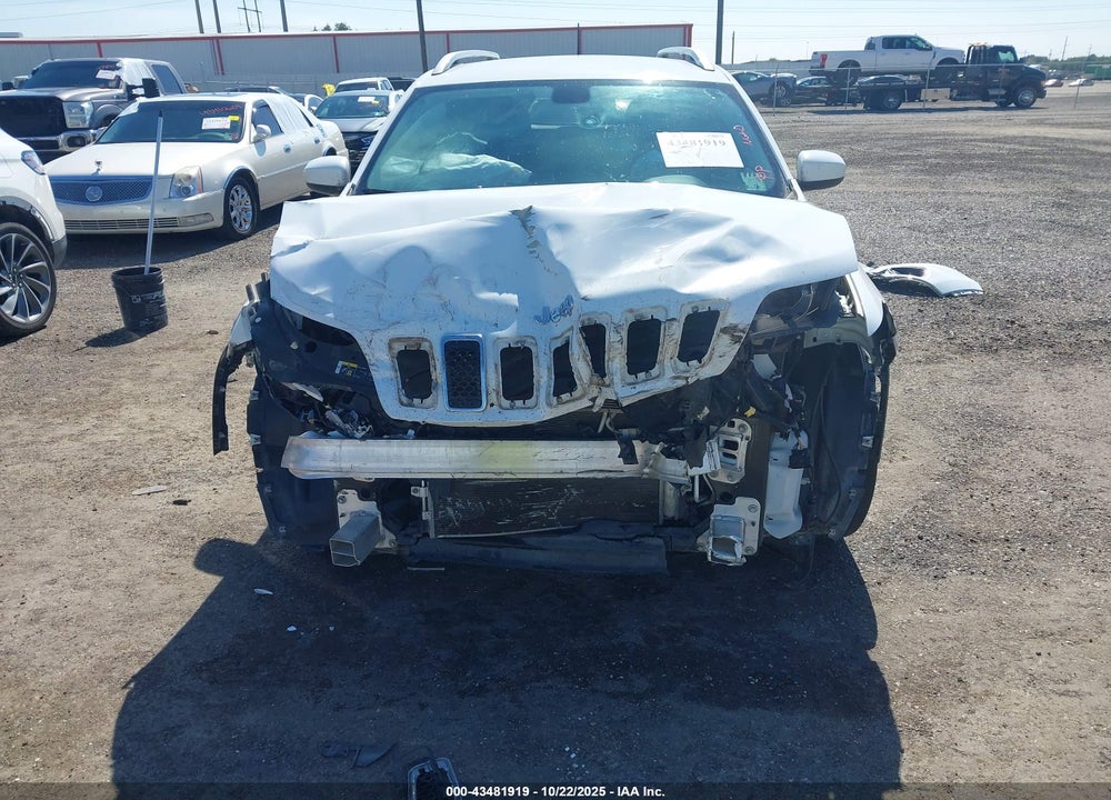 2019 JEEP CHEROKEE LATITUDE PLUS FWD VIN: 1C4PJLLB7KD154193