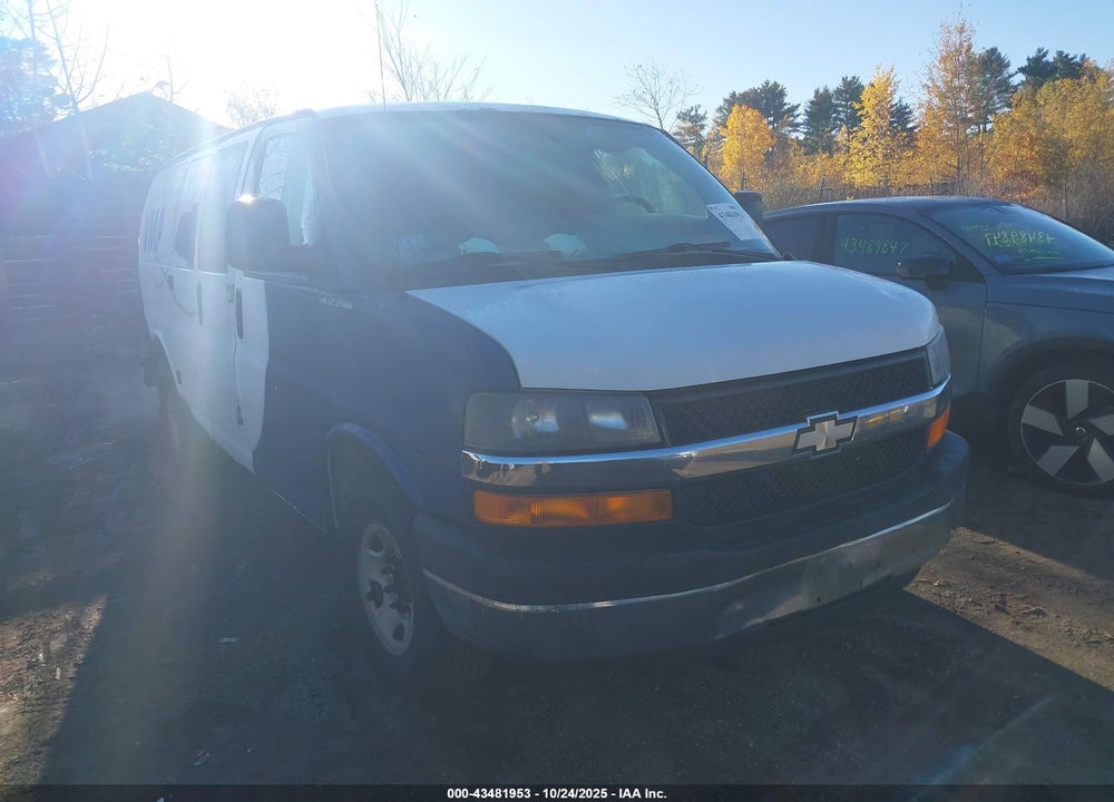 2008 CHEVROLET EXPRESS WORK VAN VIN: 1GCGG25C581145081